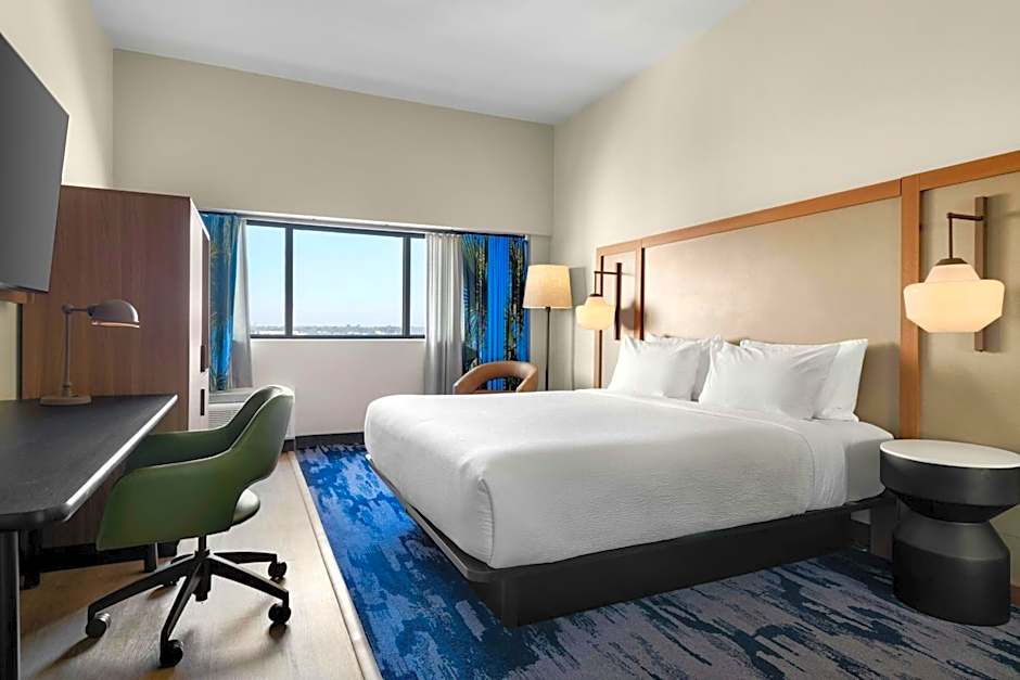 Fairfield by Marriott Inn & Suites Charleston Downtown