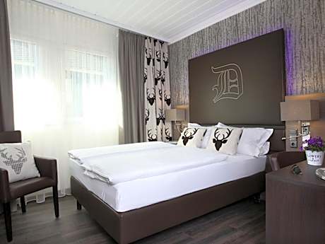 Single Room with Private Bathroom
