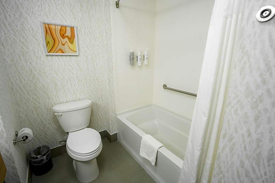 Hampton Inn & Suites Mission
