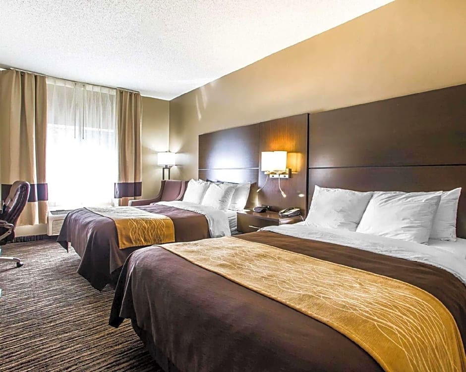 Quality Inn Dayton North - Vandalia