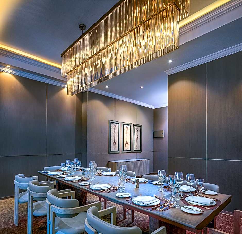 The Golden Crown Hotel