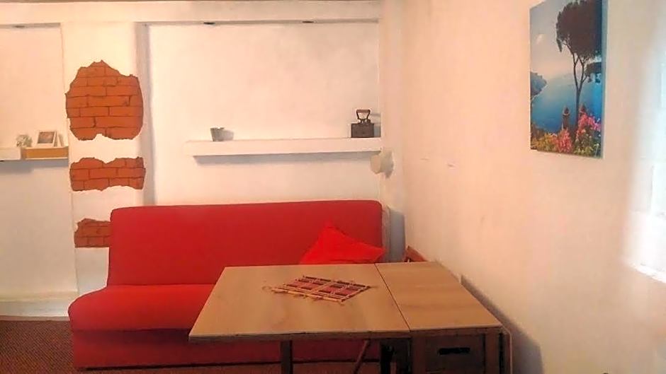 Expo Home Stay