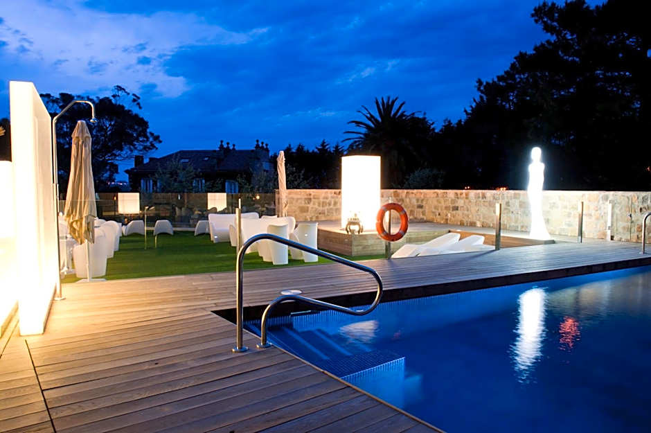 Costa Esmeralda Suites