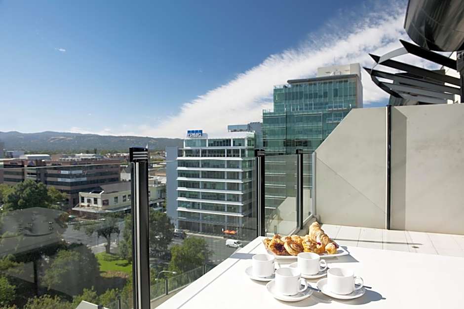 Mantra Hindmarsh Square