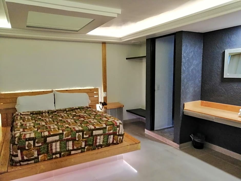 MOTEL OASIS mexico