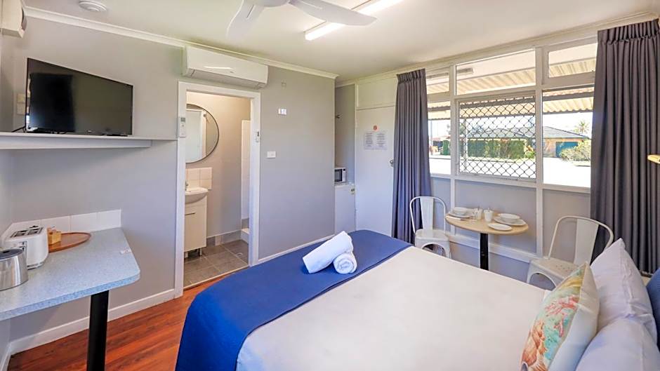 Almare Tourist Motel