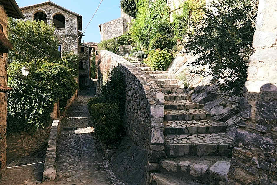 Albergo Diffuso Crispolti