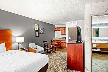 Efficiency One Room Suite with Whirlpool - Non Smoking