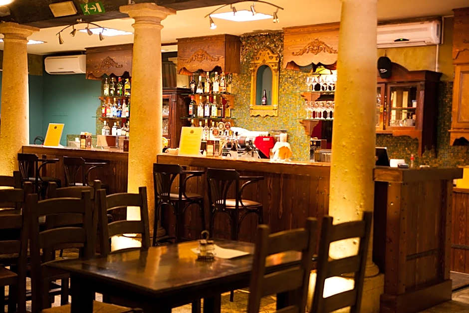 Hotel Gold Club