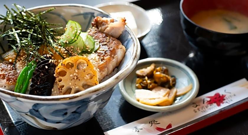 HOTORI no HOTEL BAN