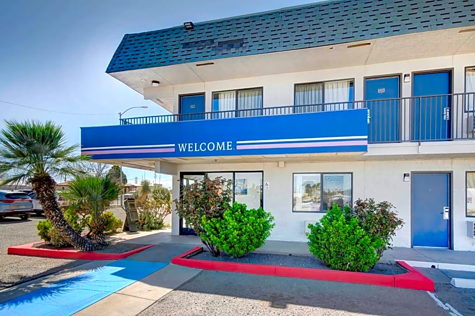 Motel 6-Douglas, AZ