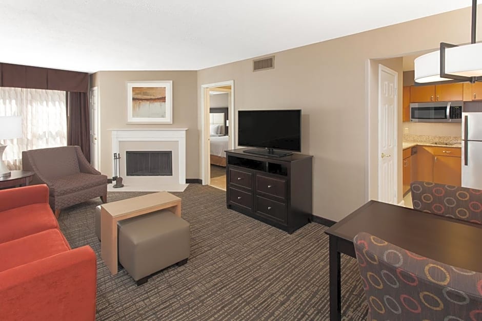 Homewood Suites by Hilton Indianapolis At The Crossing