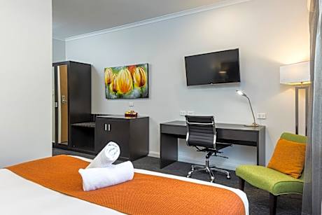 Superior Double or Twin Room (Internal Room)