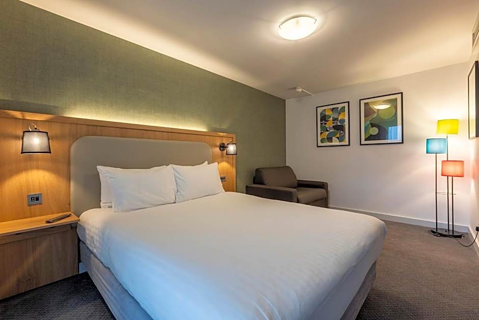 Holiday Inn Milton Keynes Central By IHG