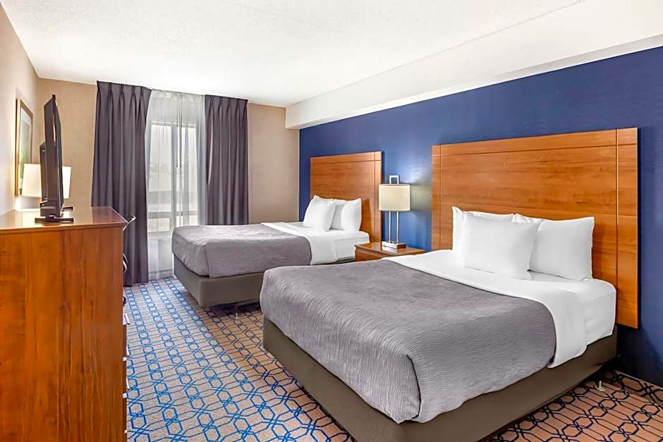 Quality Suites Whitby