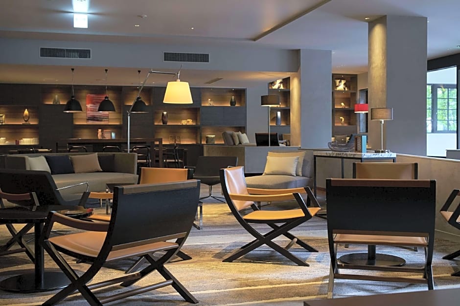 Kyukaruizawa Kikyo, Curio Collection by Hilton