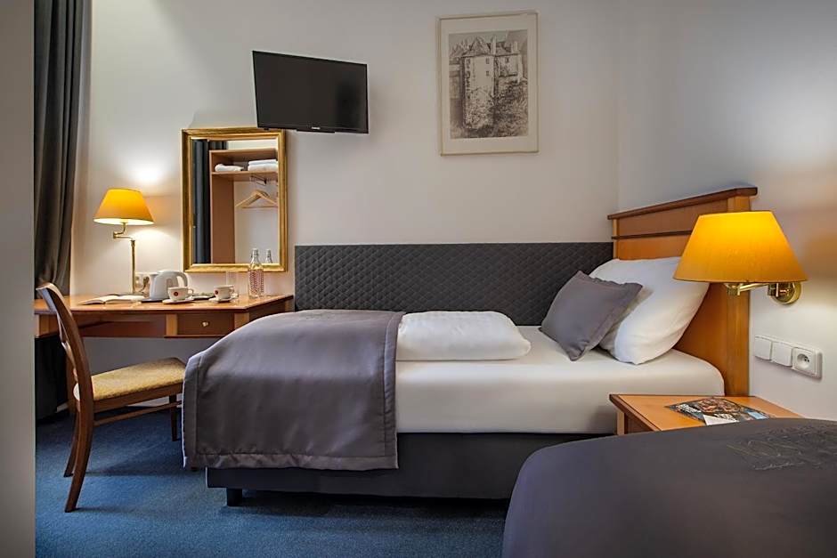 Prague Season Hotel