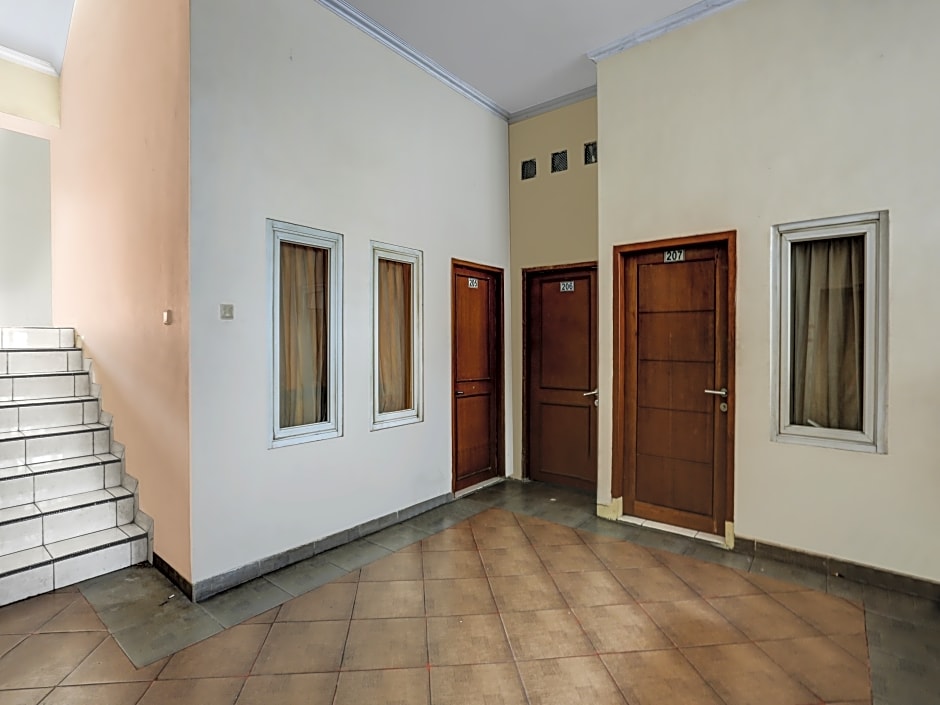 Exclusive Barkah Residence Syariah by OYO Rooms