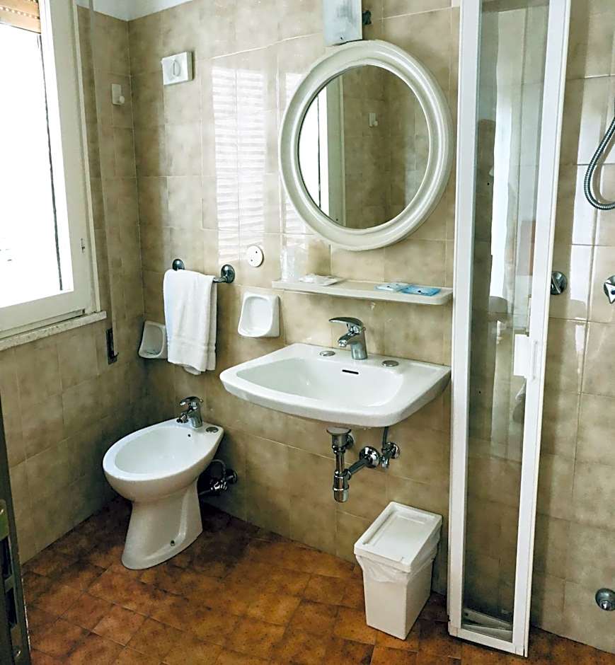 Hotel Aplo - Breakfast Experience