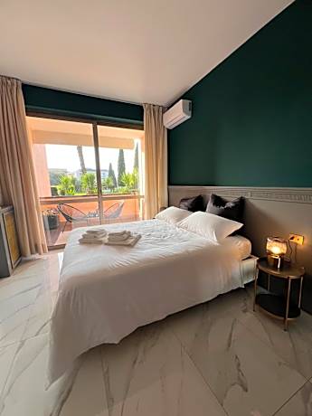 Aurelia Green Suite