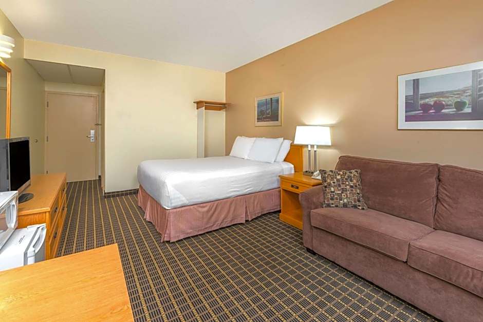 Howard Johnson by Wyndham Tillsonburg