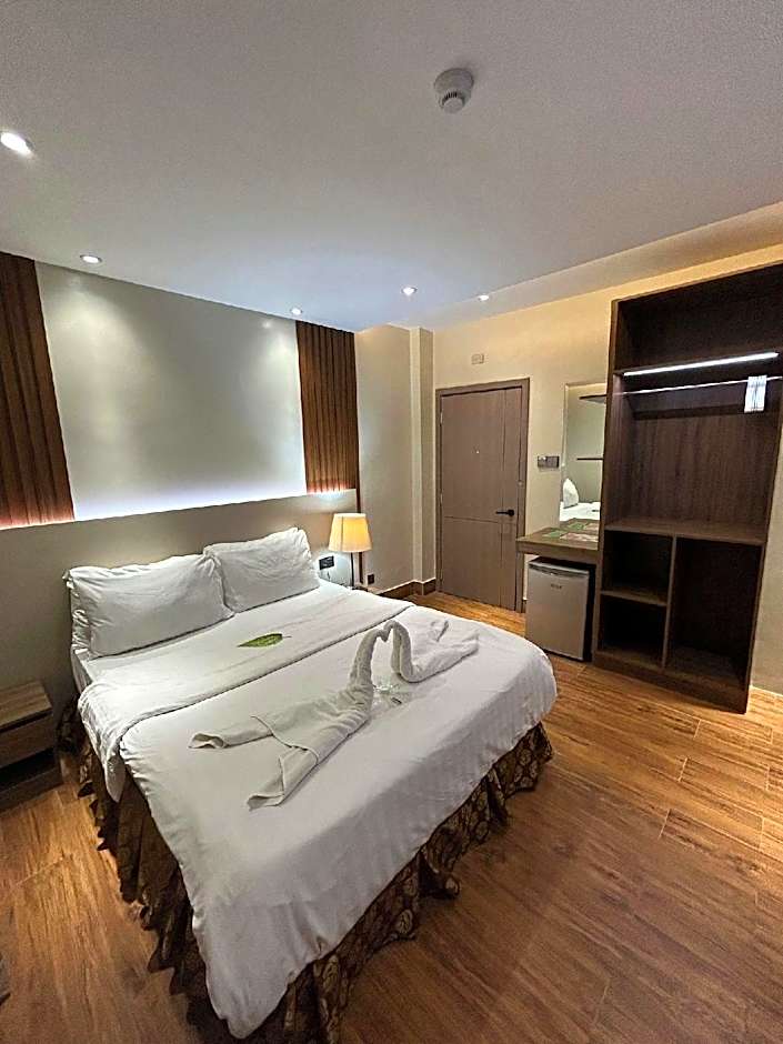 DM Residente Hotel