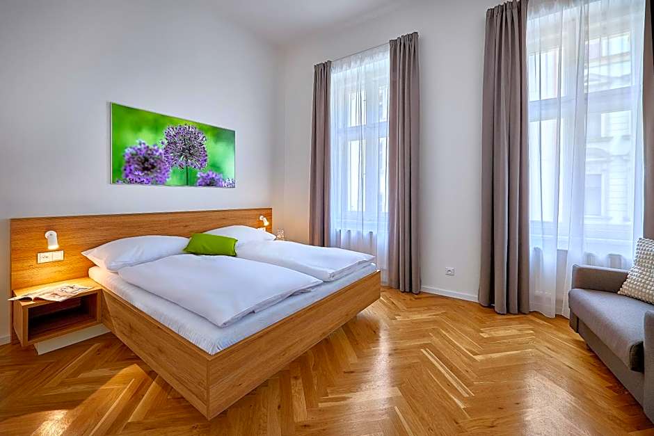 DownTown Suites Rubesova