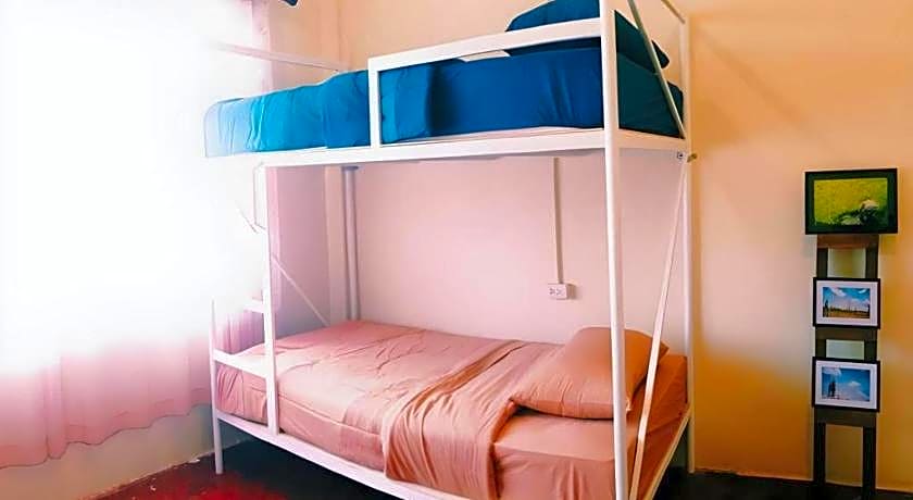 Oldie and Sleepy Hostel