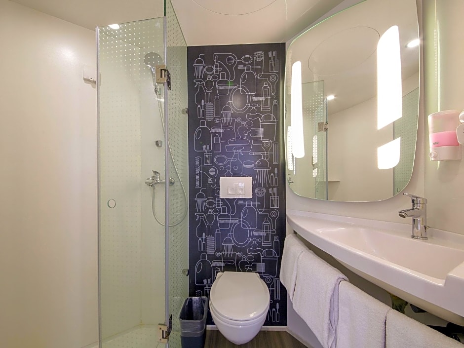 ibis Xi'an North Railway Station