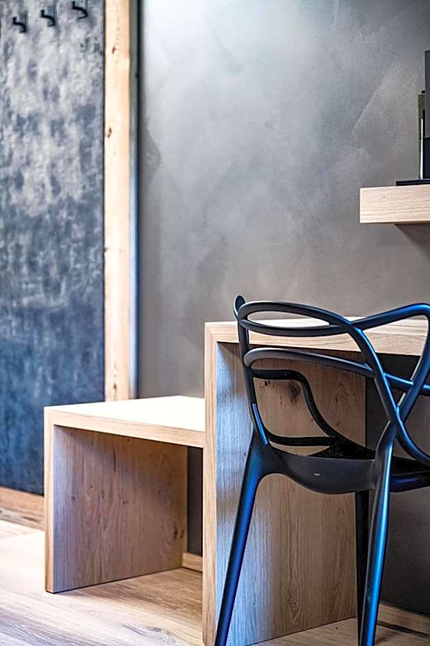 ALMMONTE PRÄCLARUM SUITES - Casual Boutique Hotel