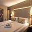 X Alp Hotel