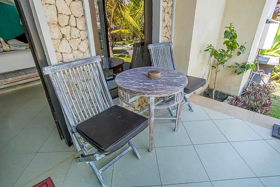 Tropical Garden by TANIS