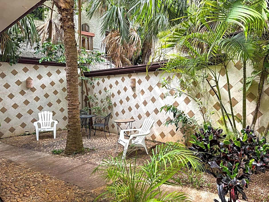 Close to Beach, Quinta,Ferry to Cozumel and Xcaret