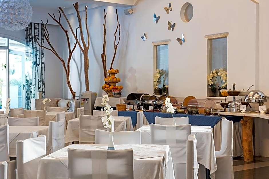 Meltemi Village Hotel