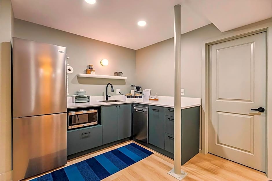 The Neighborhood Hotel New Buffalo