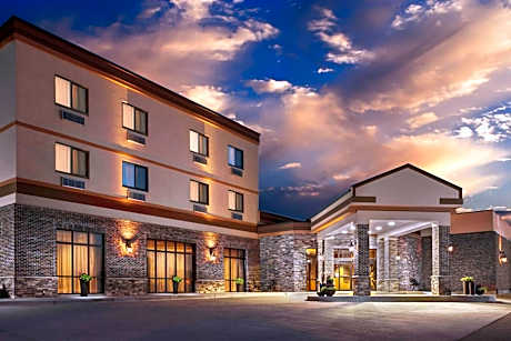 Roosevelt Grand Dakota, SureStay Collection by Best Western