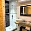 Illusion Xpress I Attraction Hotel Deluxe
