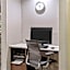 La Quinta Inn & Suites by Wyndham Tucson East