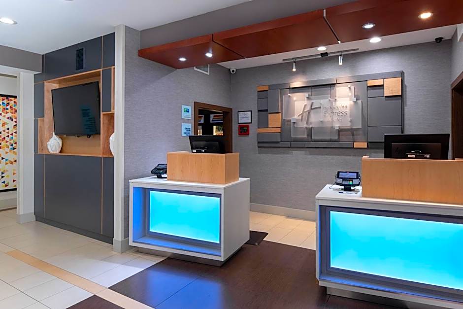 Holiday Inn Express Arlington Interstate 20 Parks Mall By IHG