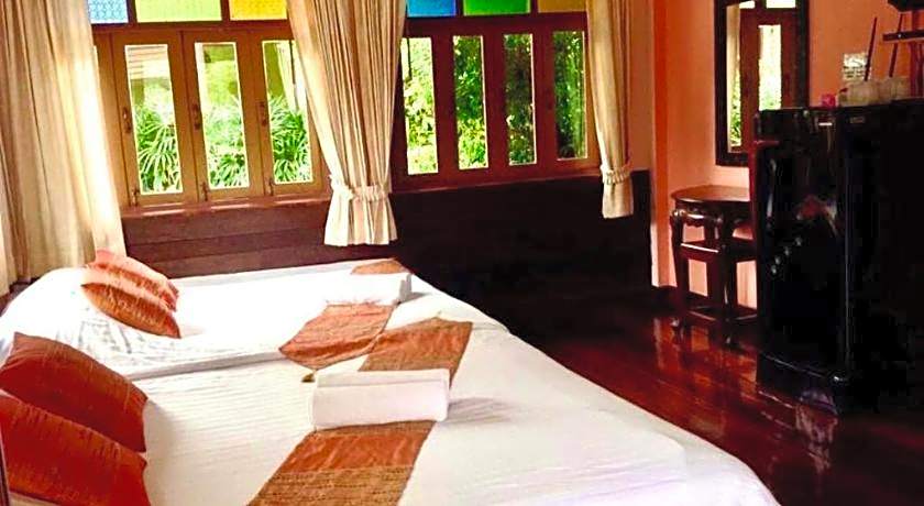 Baan Saranrom