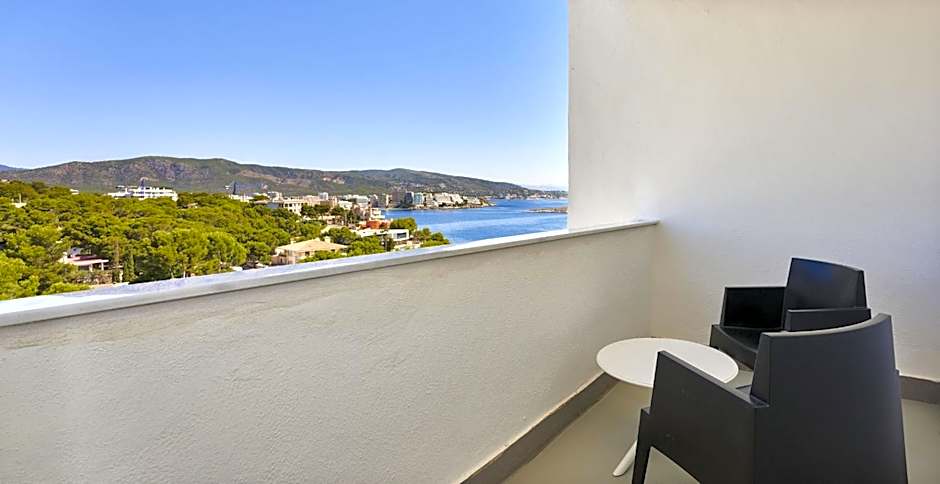 Globales Cala Viñas Adults Only 16+