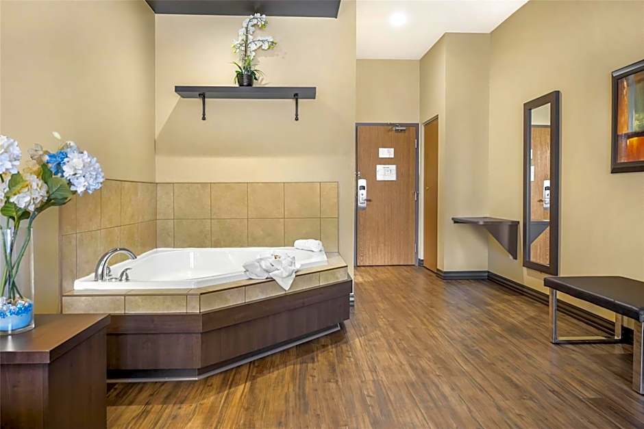 Best Western Plus Saint John Hotel & Suites