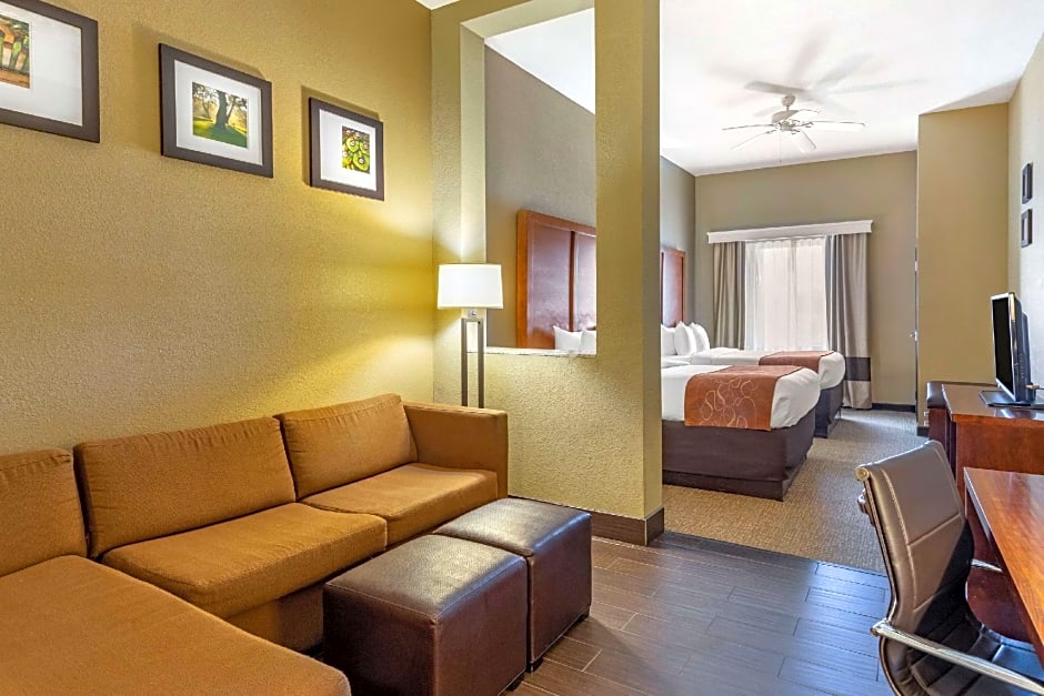 Comfort Suites Batesville