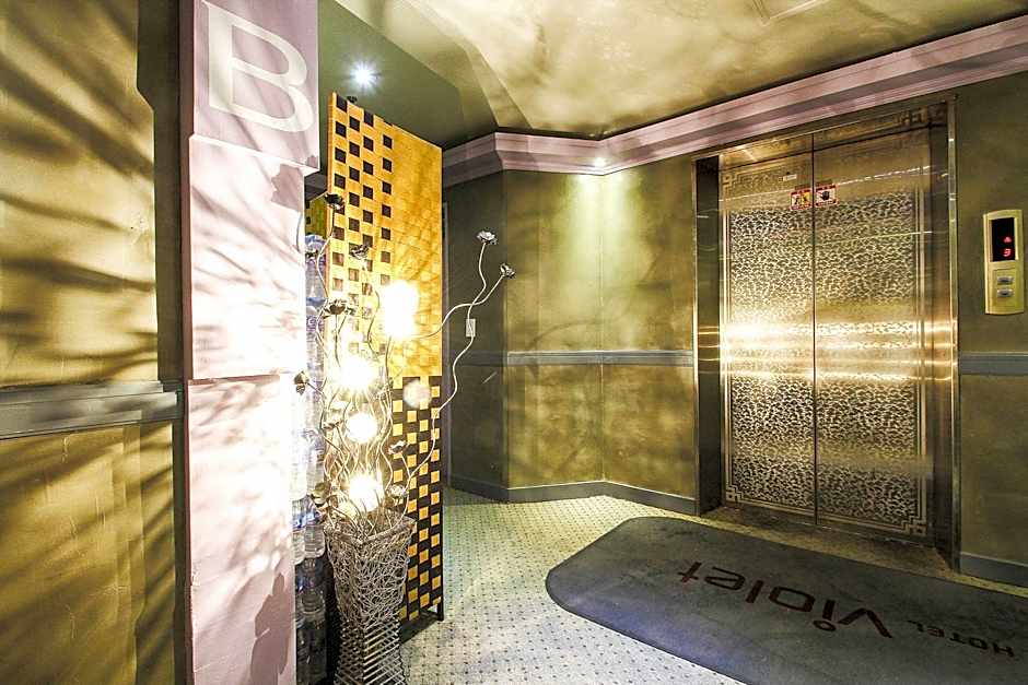 Hotel Violet