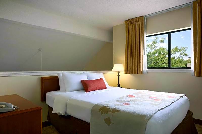 Hawthorn Suites by Wyndham Grand Rapids, MI