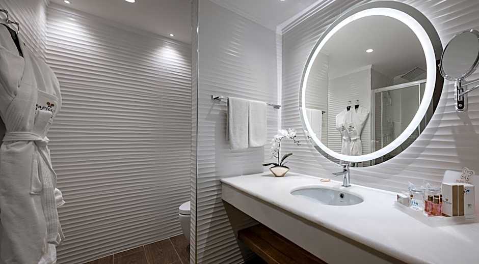 Papillon Belvil Holiday Village