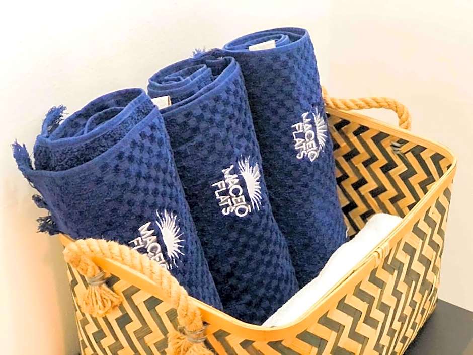 AMETISTA 2 - 101 · A-01: Apê equipado e estiloso na praia de Jatiúca