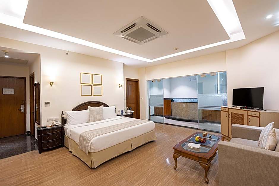 Photo 1 of 6 of Junior Suite
