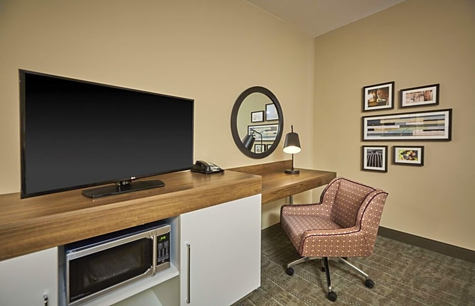 Hampton Inn By Hilton & Suites Roseburg