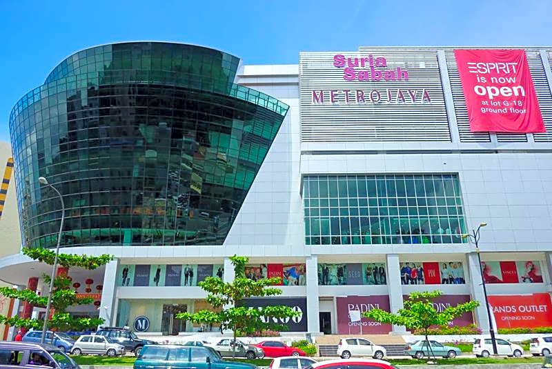 Jesselton Quay homestay near Suria Sabah by StayPlace